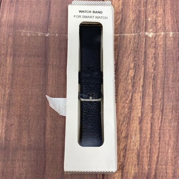 MACY’S BLACK LEATHER APPLE WATCH BAND COMPATIBLE WITH 42mm PU18 - Picture 1 of 2